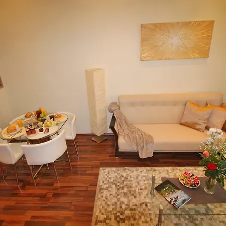 Castle Court Appartement *